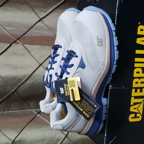 NWT- Caterpillar ‘Quake’ Safety Shoe w/Composite Toe - Picture 6 of 11
